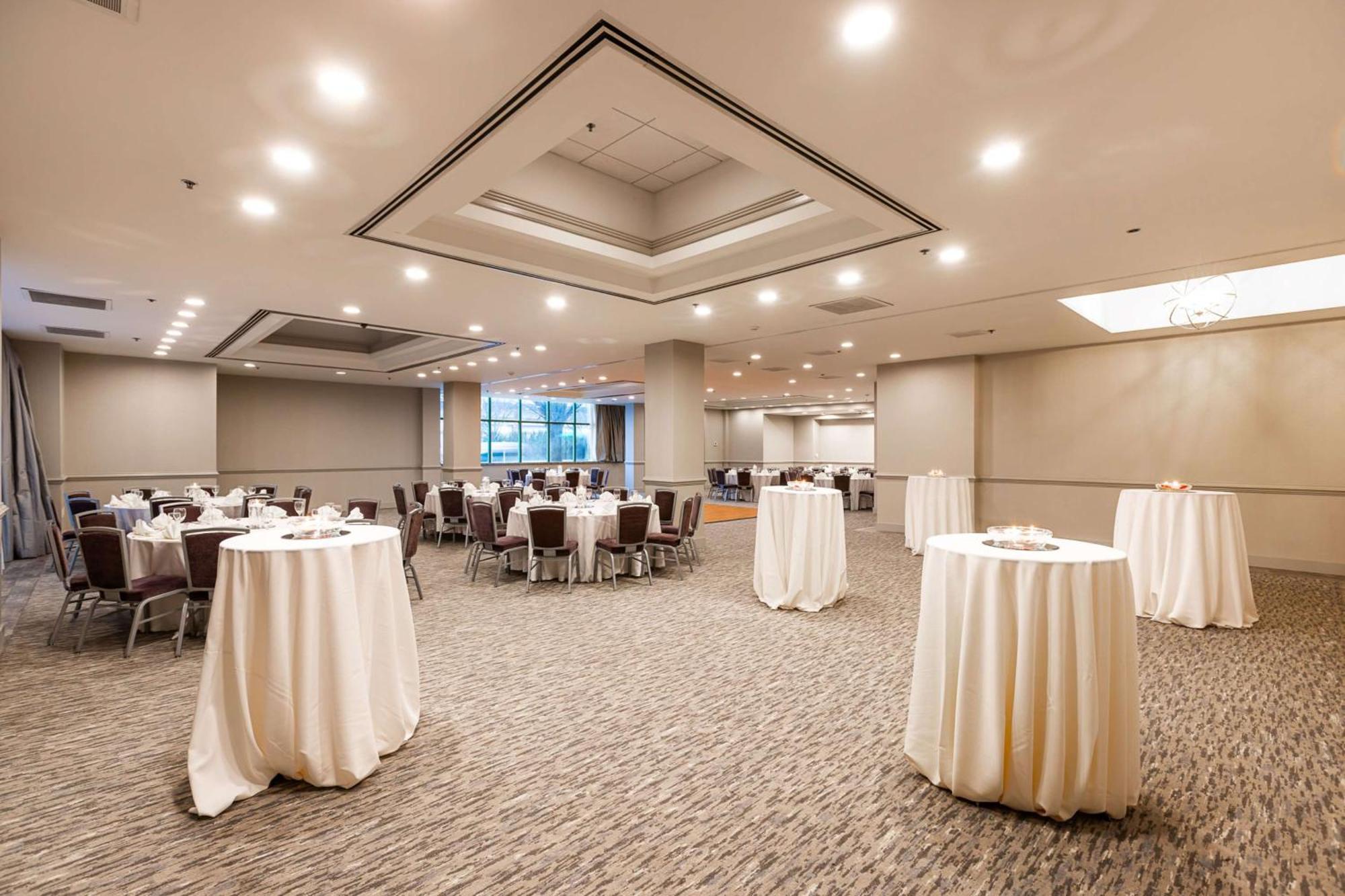 Inn At The Colonnade Baltimore - A Doubletree By Hilton Hotel Exterior photo